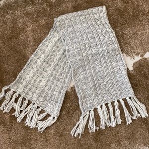 Forever 21 Chunky Scarf